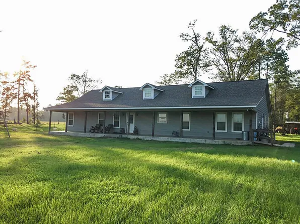5396 Duff Rd, Livingston, TX 77351