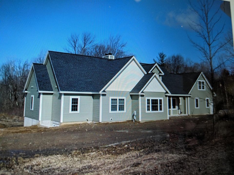 2nd image of 104 County Route 75