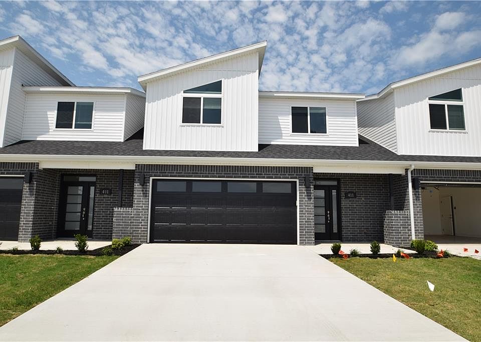 1st image of 470 Amethyst Rd