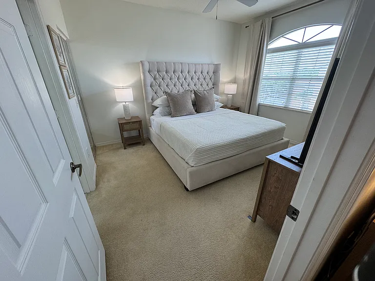 MASTER BED