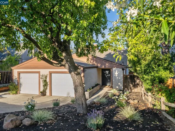 2162 Hillside Ave, Walnut Creek, CA 94597