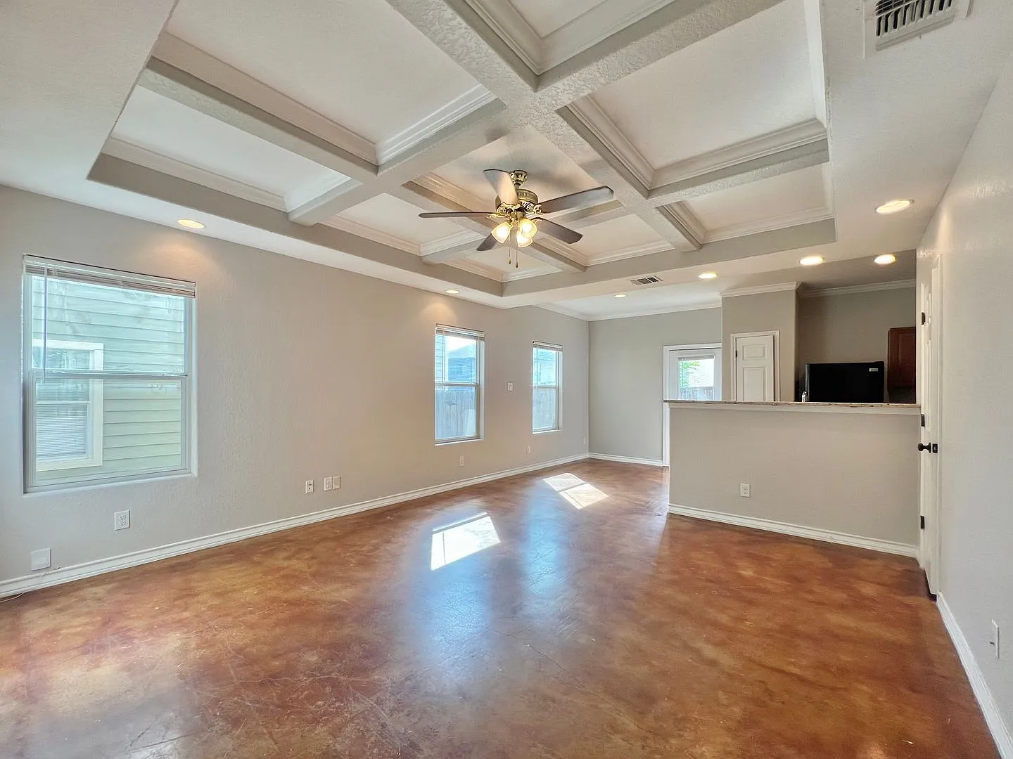 5109 Flipper Dr — Photo 4