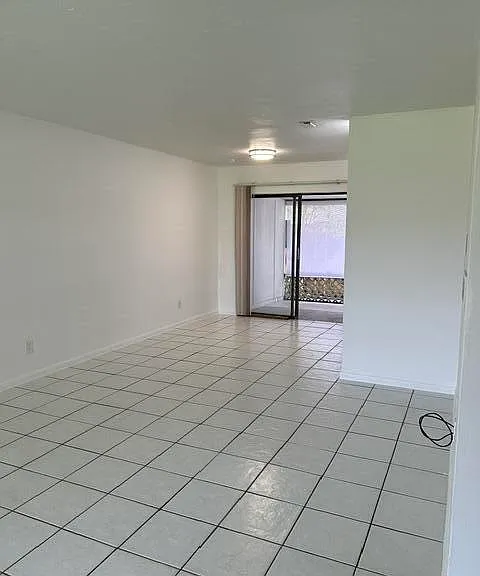 12447 Westhampton Cir — Photo 4