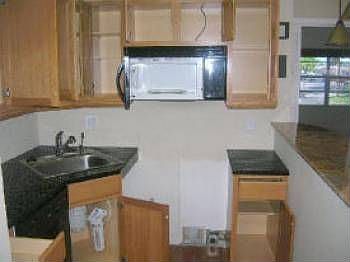 4th image of 101 NE 41st St #84E