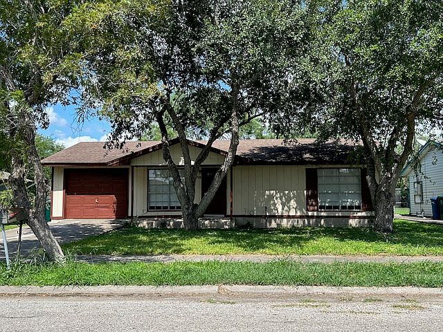 1st image of 10956 Gates Ln