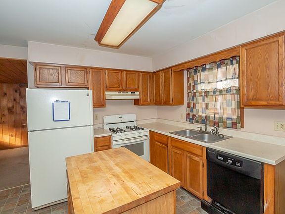 4th image of 117 Wineberry Ln