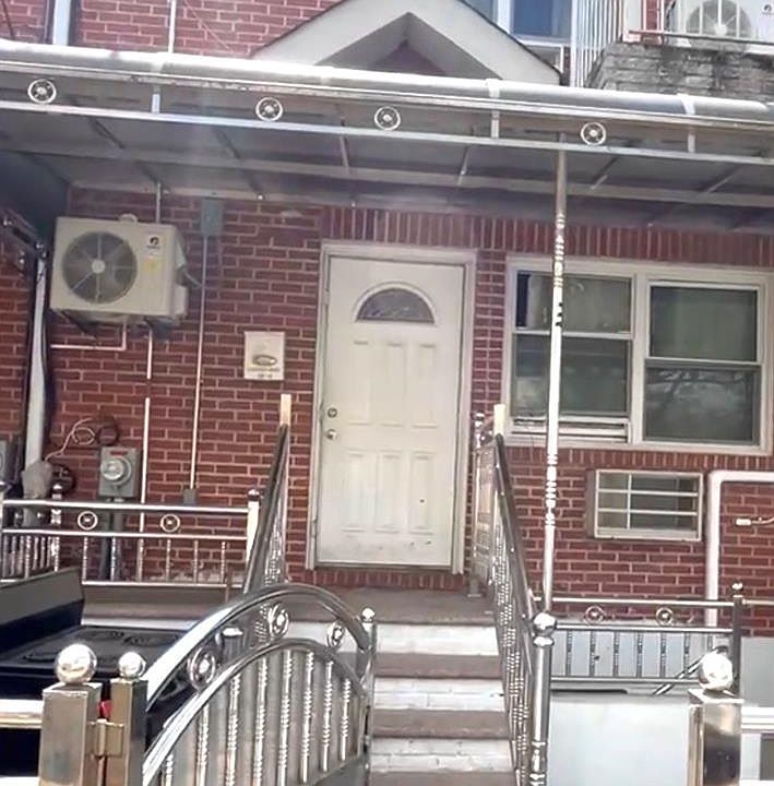 1st image of 15818 85th Avenue