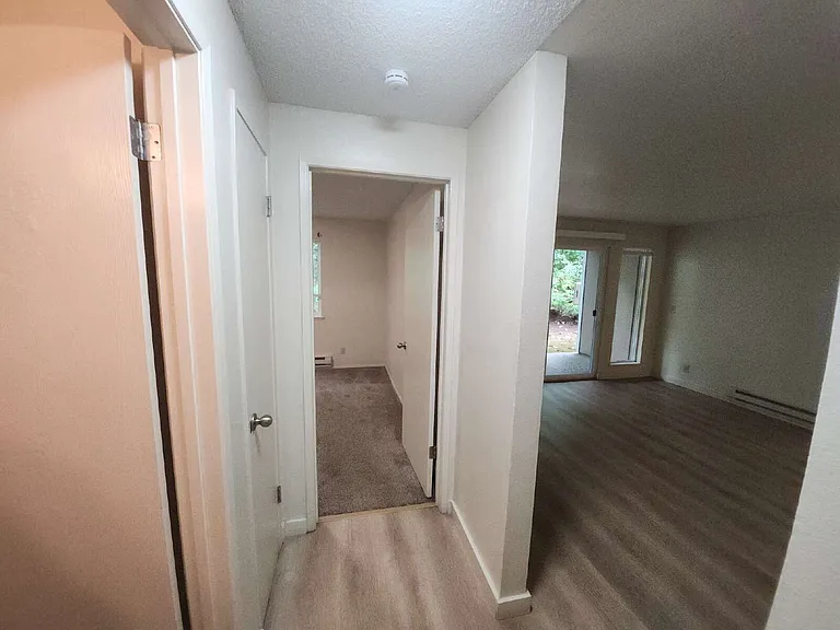 49 NE Torval Canyon Rd #17 — Photo 17