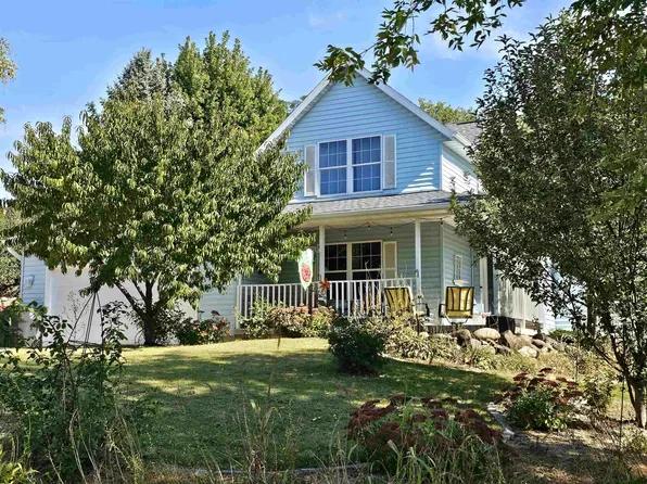 820 Hiawatha Trl, Waterloo, WI 53594