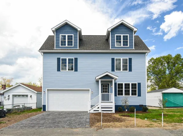 211 Hamilton St, Colonial Beach, VA 22443