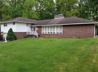 1105 Briercliff Rd, Bridgeport, WV 26330