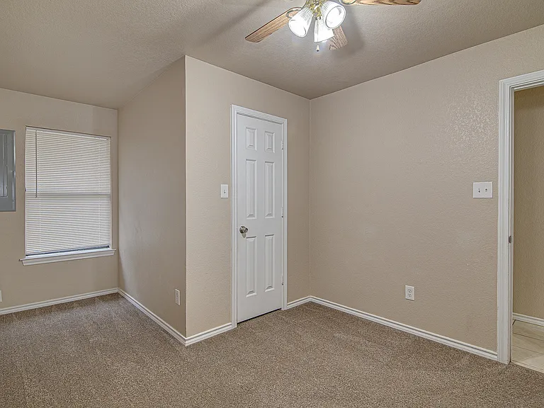 116 Honey Bee Dr #116 — Photo 18