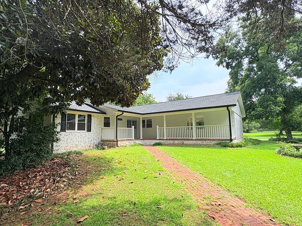 1st image of 100 Williamsburg Ln