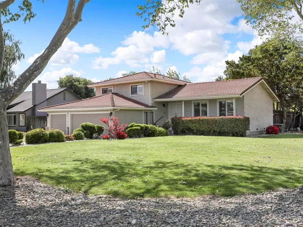 895 Independence Dr, Tracy, CA 95376