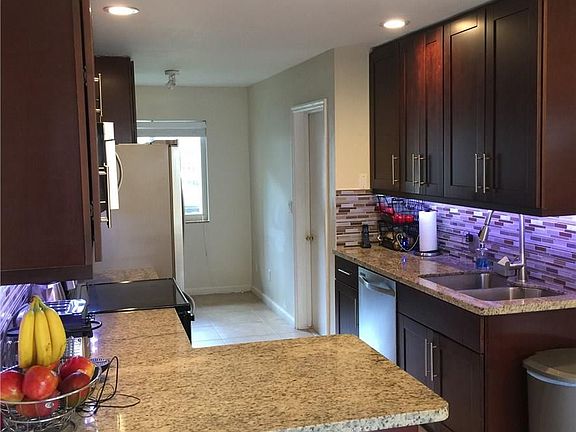 3rd image of 10971 W Broward Boulevard #10971