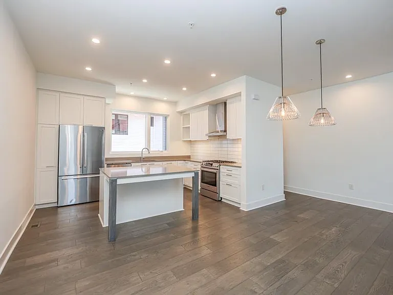 1145 Kirkwood Ave SE #14 — Photo 10