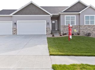 Charleston - Heritage Plan, Spring Meadow Heights, Mount Vernon, IA 52314