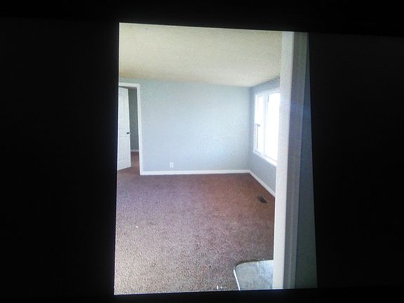 5th image of 118 N 5th St