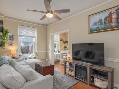 354 N Main St APT 214, Andover, MA, 01810