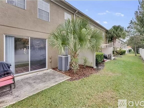 5th image of 9430 Tawnyberry St #1