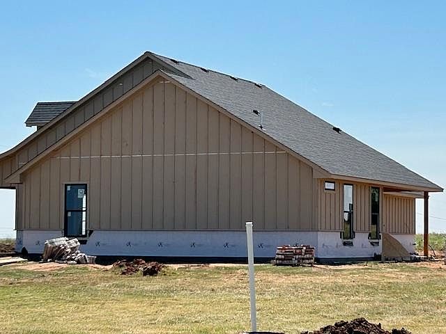 2nd image of 2702-10550 SE Bishop Rd