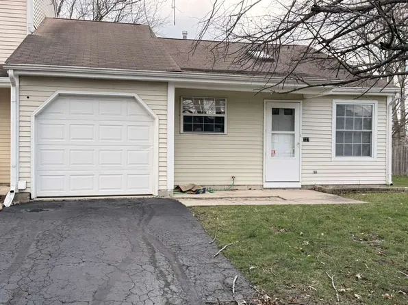 727 Nantucket Way, Island Lake, IL 60042