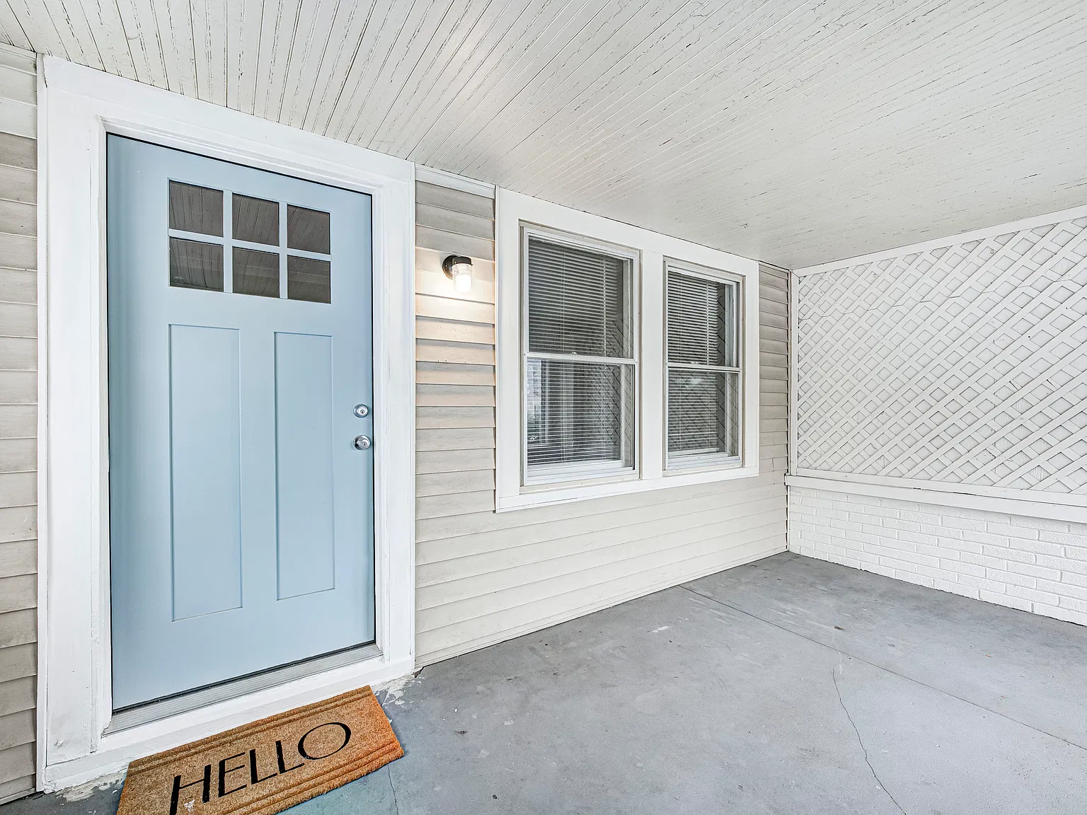 1 bed, 900 sqft, $995 — Photo 2