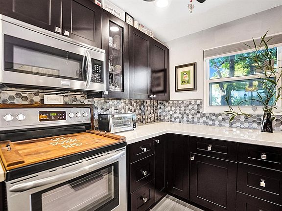 4th image of 111 Royal Park Drive #2E