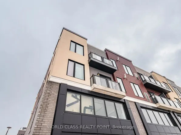 3401 Ridgeway Dr #422, Mississauga, ON L5L 0B9