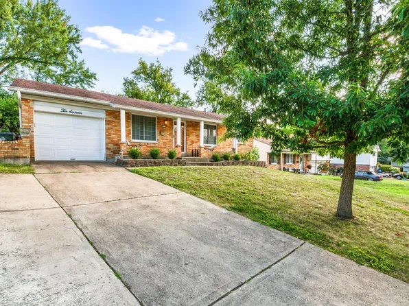 1016 Anderson Hills Dr, Cincinnati, OH 45230