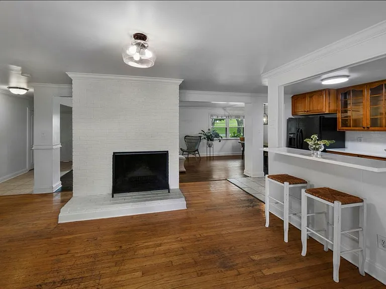 4908 Lonas Dr — Photo 19