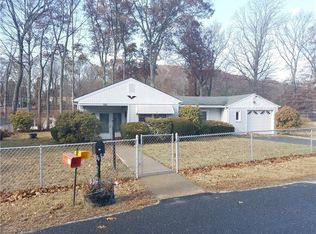 30 Standring St, Cumberland, RI 02864