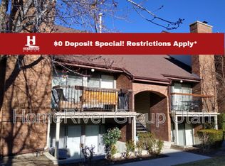 1182 E Cottonwood Hills Dr, Sandy, UT 84094