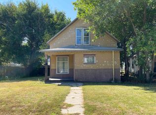 514 W 27th St, Kearney, NE 68845
