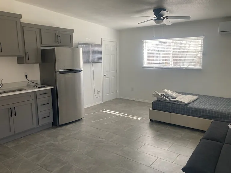 3600 Sacramento Ave #B — Photo 5