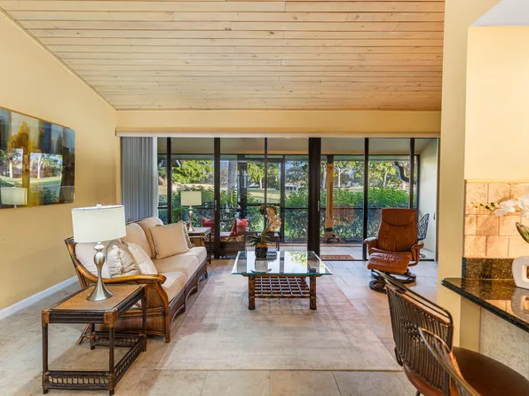 229 Old Meadow Way, Palm Beach Gardens, FL 33418