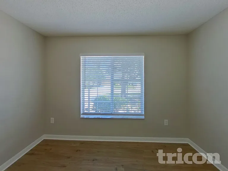 11749 Lynmoor Dr — Photo 9