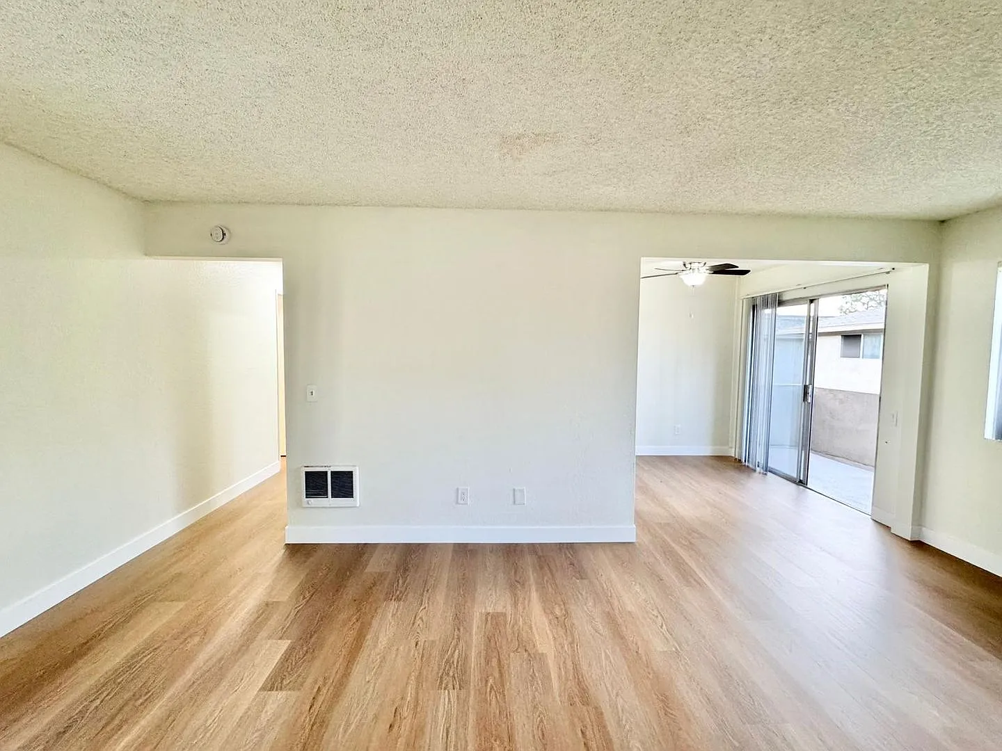 Westgate Villa Apartments — Photo 4