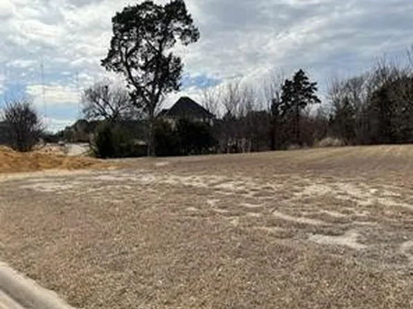 925 Belclaire Cir, Cedar Hill, TX 75104