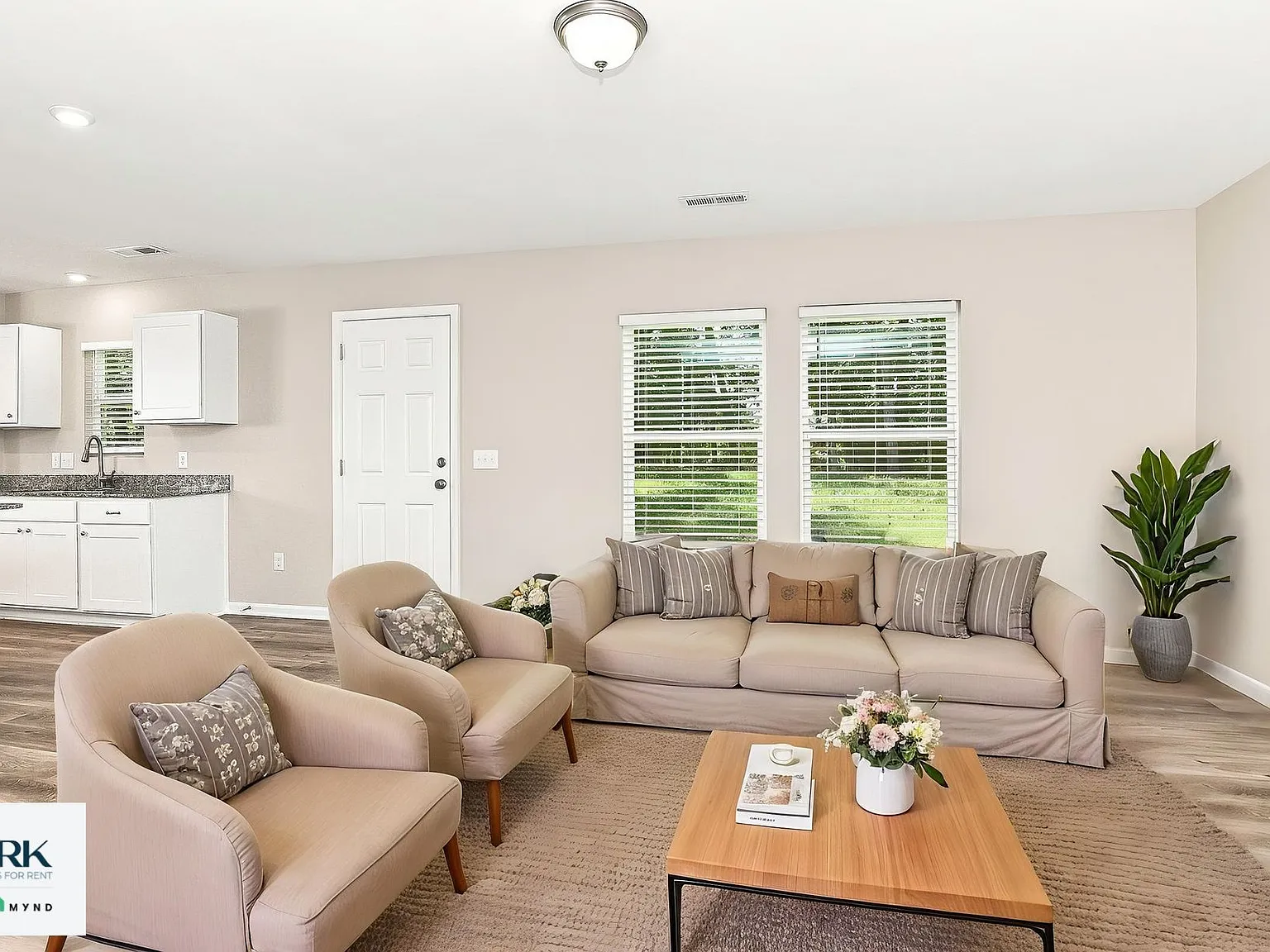 4 bed, 2.0 bath, 1603 sqft, $1,875 — Photo 2