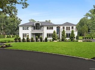 70 Wheatley Rd, Old Westbury, NY 11568