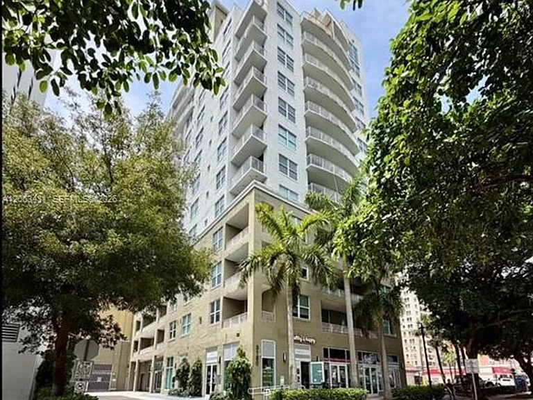 3180 SW 22nd Ter #CU-601 — Photo 2
