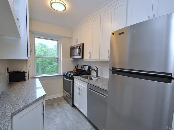 235 Garth Road #A5B, Scarsdale, NY 10583