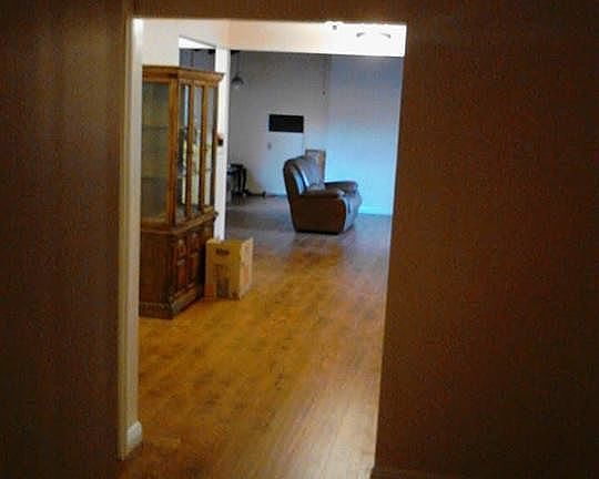 4th image of 1420 S Magnolia Ave