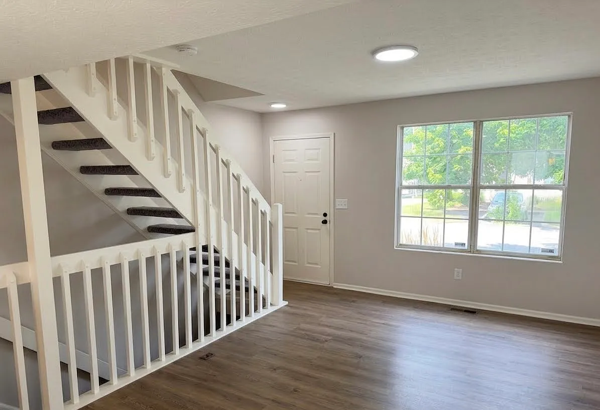 2 bed, 1200 sqft, $1,950 — Photo 2