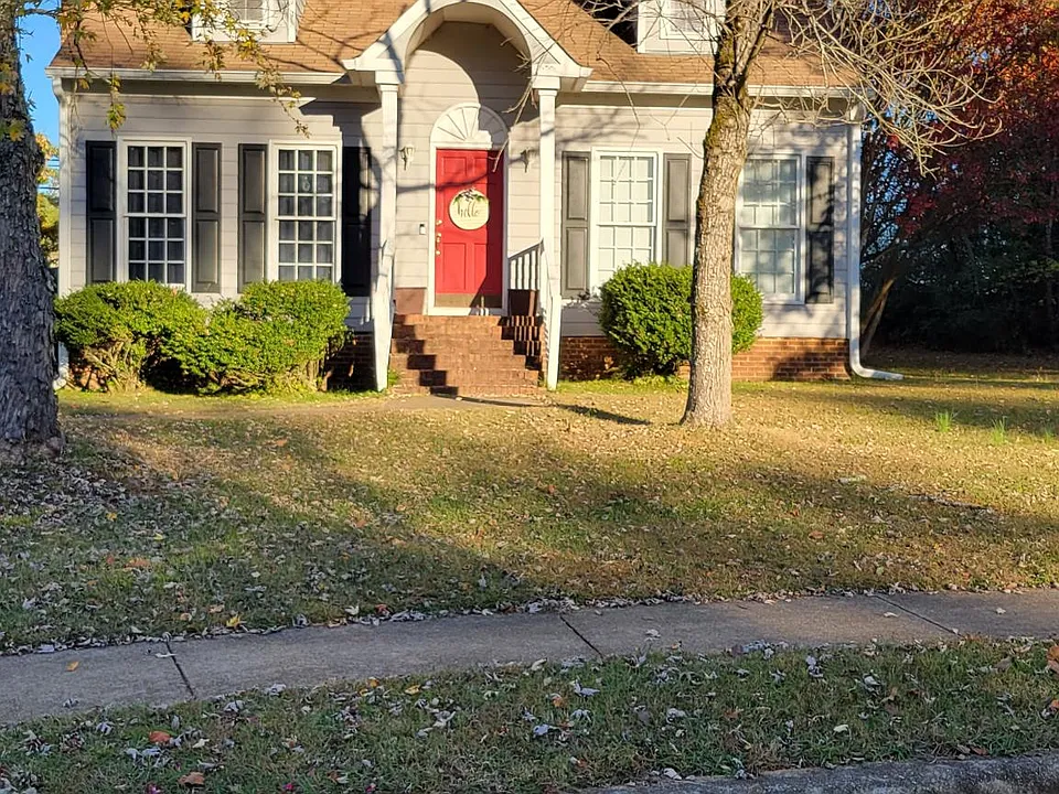 105 Potomac Cir