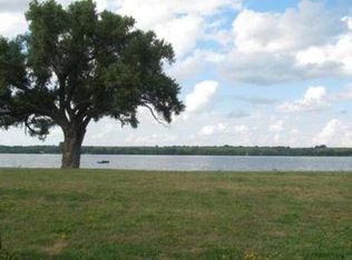 47974 Iwerks Rd, Big Stone City, SD 57216