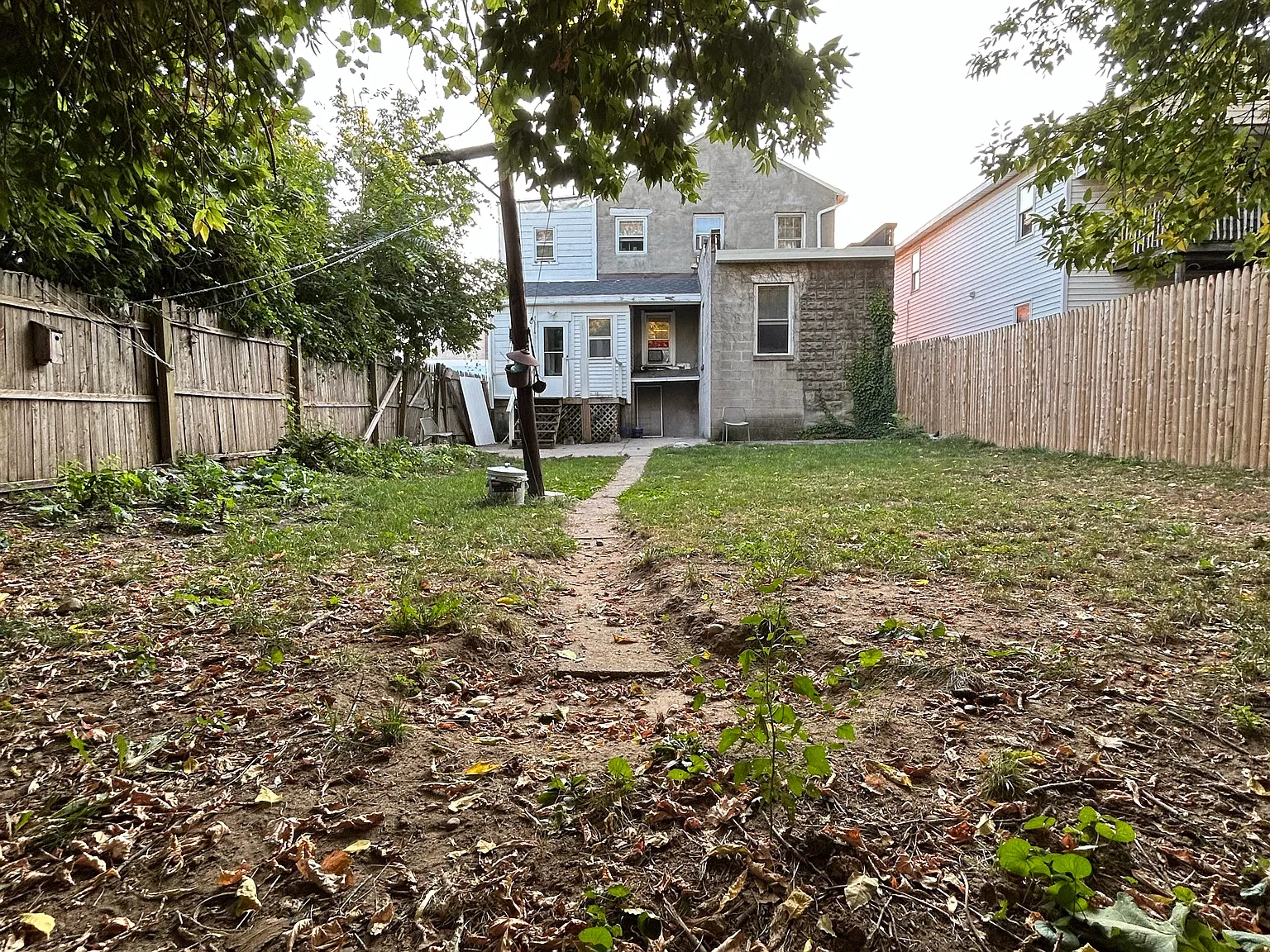 2 bed, 1000 sqft, $1,600 — Photo 3