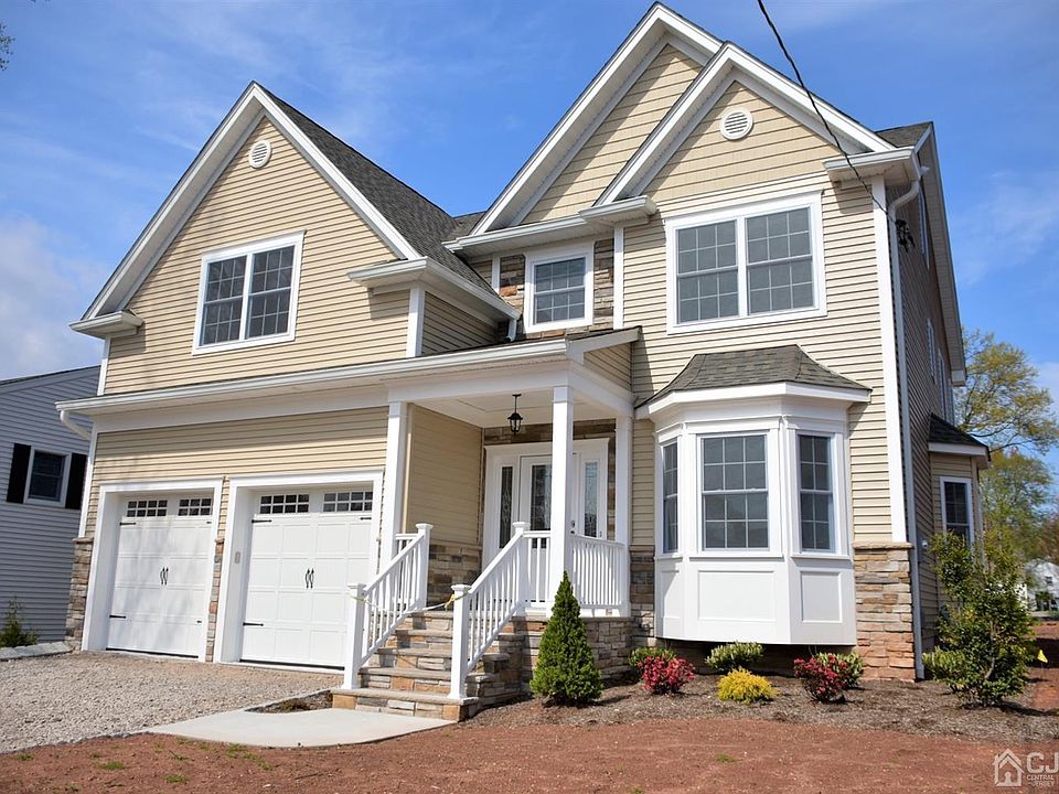 2nd image of 20 S Cliff Rd