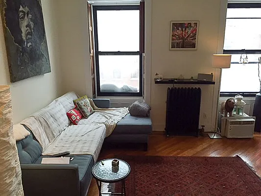 Rented by Francine Realty | media 12